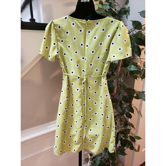 Forever 21 Daisy Dress Women's M Green Polka Dots Pleated Puff Sleeve Back Zip - Picture 4 of 11
